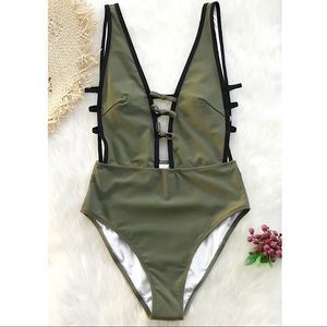 NWT Cupshe “Flirty & Strappy” One Piece Swimsuit